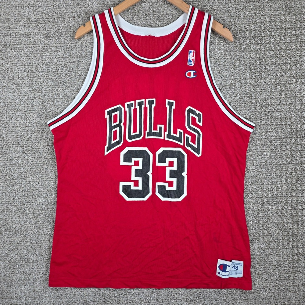 Vintage Champion Scottie Pippen Chicago Bulls Jersey Red Size 48 NBA Basketball